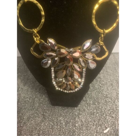 Bejeweled Necklace - Picture 6 of 6